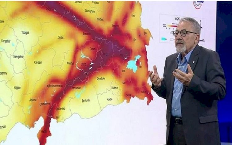 Naci Görür'den 7.4'lük deprem uyarısı! Dünyanın en aktif fayı diyerek uyardı!