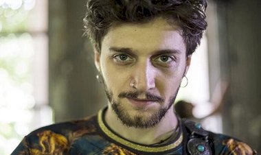 Demirtaş'ın mektubuna 'kötü mizah' Kürtçe'ye 'random gülücük' diyen Ufuk Beydemir, tweet'ini sildi