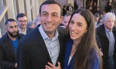 Rojavalı Kürt, Frankfurt Büyükşehir Belediye Başkanı oldu