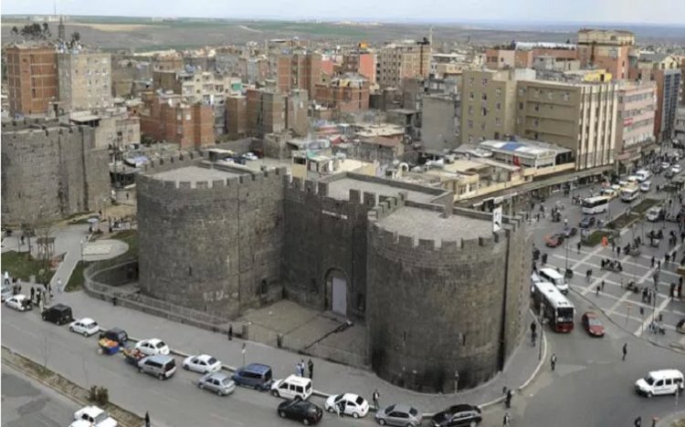 Türkiye'nin en kalabalık mahallesi Diyarbakır’da!