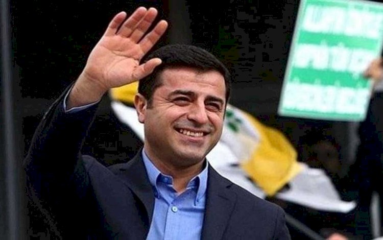 Demirtaş: Kemerlerinizi bağlayın, değişime doğru yola çıkıyoruz