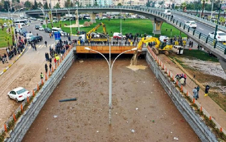 Adıyaman ve Urfa'daki selde can kaybı 19'a yükseldi