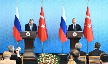 Lavrov Ankara’da! Çavuşoğlu’ndan ‘Suriye ile normalleşme’ mesajı…