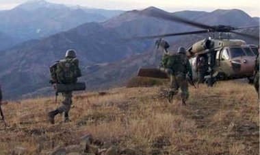 Van'da askerlerle PKK'liler arasında çatışma