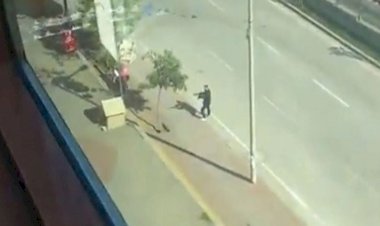 Adana: Ak Parti Çukurova ilçe binasına silahlı saldırı