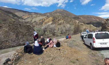 Munzur Çayı'na uçan araçtaki kayıp Diyarbakırlı 3 genç aranıyor