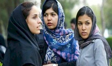 İran'da başörtüsü takmayanlara hizmet veren işletmeler mühürlendi