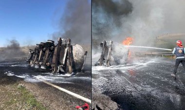 İdil’de petrol yüklü tankerle kamyonet çarpıştı: 2 ölü, 4 yaralı