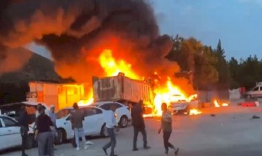 Hatay'da kontrolden çıkan kamyon kalabalığa daldı: 12 ölü, 31 yaralı