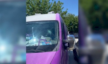 Mersin'de Yeşil Sol Parti'nin anons aracına saldırı