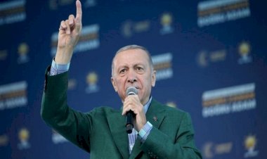 Erdoğan'dan darbe göndermesi: 'Pazar günü rövanşı alıyor muyuz?'