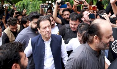 Eski Pakistan Başbakanı Han geçici kefaletle serbest bırakıldı