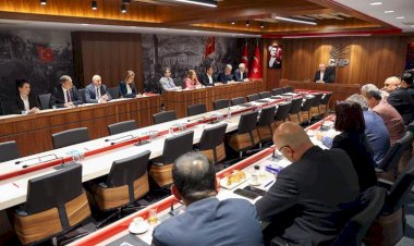 CHP yönetimi seçimi değerlendirdi: PKK, Akşener ve listeler etkili oldu