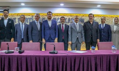 Van’da DEVA Partisi'nden toplu istifa