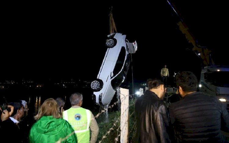 Araç sulama kanalına uçtu! 4 çocuk öldü, anne ve bir çocuk kayıp