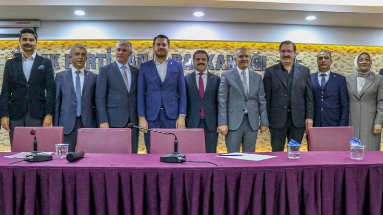 Van’da DEVA Partisi'nden toplu istifa