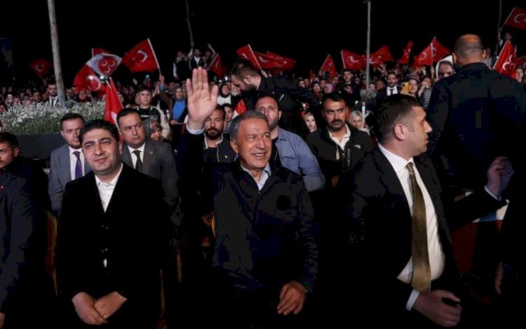 Akar: Ne Irak'ın ne Suriye'nin kuzeyinde operasyonlar duracak