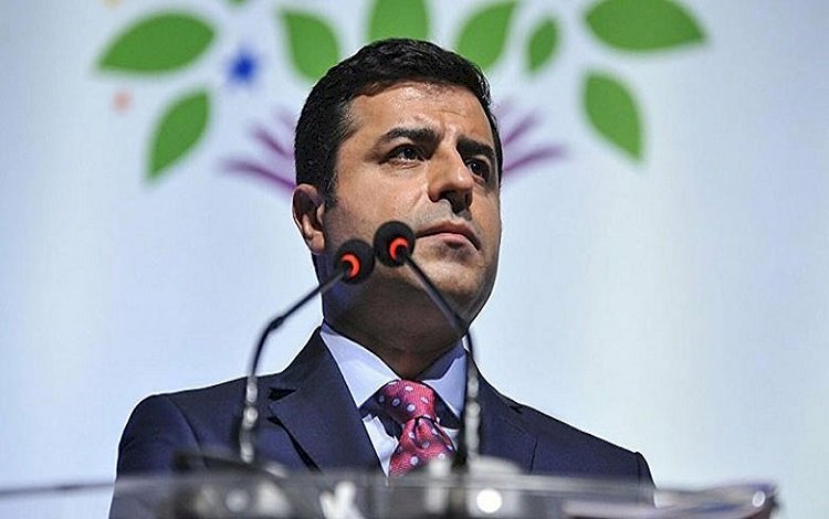 Demirtaş'tan HDP'ye sert eleştiriler: Slogancılıkla kimse daha fazla ilerleyemez