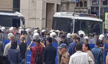 Cumartesi Anneleri'ne ters kelepçeyle gözaltı