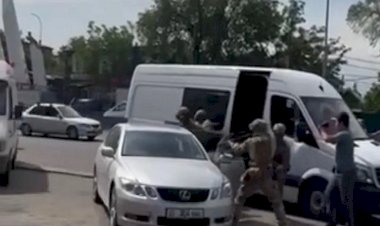 Kırgızistan'da darbe girişimi: 110 asker ve diplomat gözaltına alındı