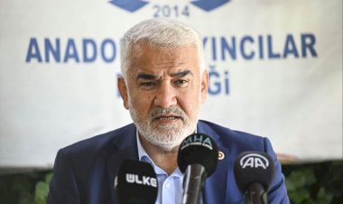 Yapıcıoğlu: Anayasanın ilk 4 maddesi 'zinhar değiştirilemez' demek gelecek nesillerin iradesine ipotek koymaktır