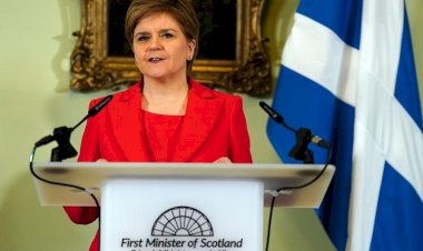 İskoçya'nın eski başbakanı gözaltına alındı