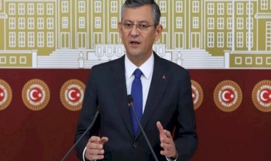 Özgür Özel'den adaylık açıklaması: Adayım, hazırım