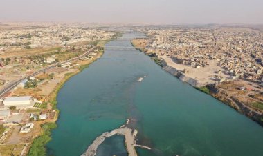 Irak’tan bir heyet Fırat Nehri'ndeki su sorunu için Türkiye’de