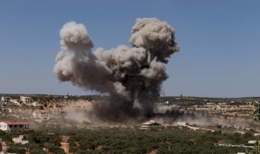 Suriye ve Rusya'dan İdlib'e ortak hava saldırısı