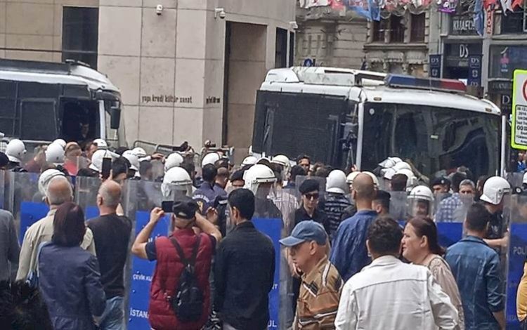 Cumartesi Anneleri'ne ters kelepçeyle gözaltı