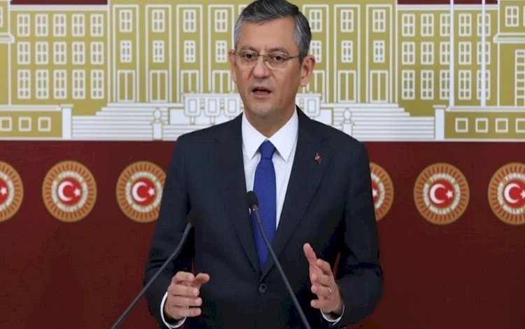 Özgür Özel'den adaylık açıklaması: Adayım, hazırım