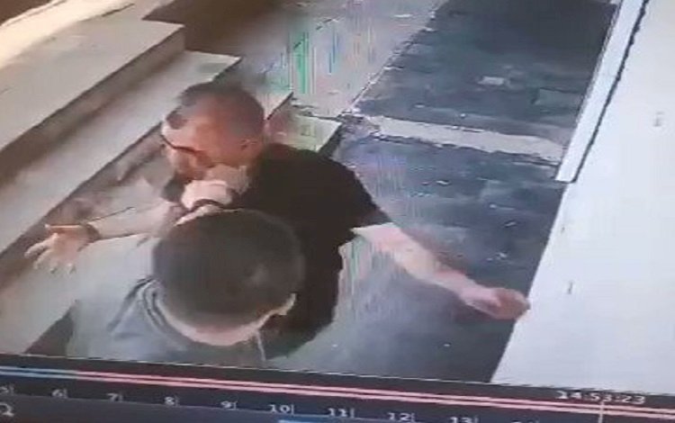Gazeteci Sinan Aygül’ü darp eden korumalar açığa alındı