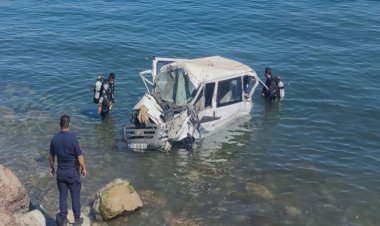 Minibüs Van Gölü’ne uçtu: 11 kişi yaralandı!