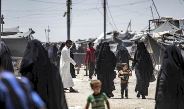 Fransa, Hol Kampı’ndan 35 vatandaşını aldı