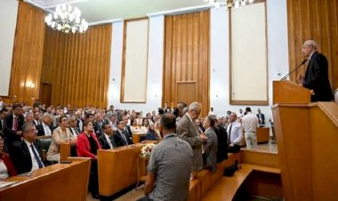 CHP’de ‘ağır toplar’ Kılıçdaroğlu’nun toplantısına katılmadı