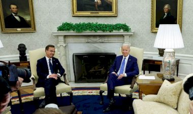 Biden, ABD'nin İsveç'in NATO'ya üyeliğine desteğini yineledi