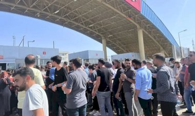 Nahçıvan Sınır Kapısı'nda izdiham: Sınır kapısı kapatıldı