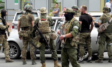 Wagner yüzlerce ton silah ve ekipmanı Rus ordusuna teslim etti