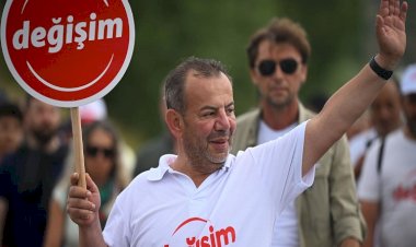 Tanju Özcan CHP’den ihraç edildi