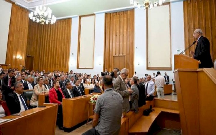 CHP’de ‘ağır toplar’ Kılıçdaroğlu’nun toplantısına katılmadı