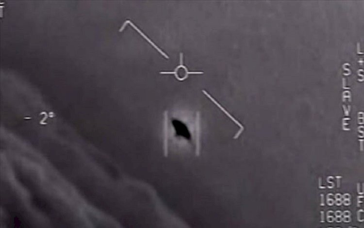 ABD Kongresi'nde UFO gibi gizemli cisimler hakkında yıllarca bilgi saklandığı iddia edildi