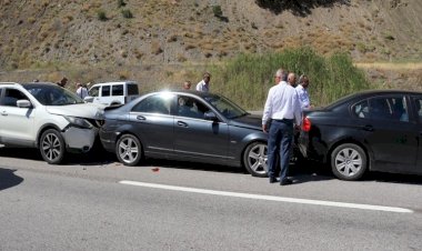 Kılıçdaroğlu'nun konvoyunda zincirleme kaza: Yaralılar var