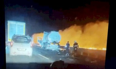 Nusaybin'de 3 aracın çarpıştığı kaza sonrası patlama