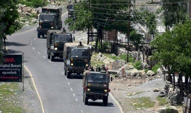 Hindistan Çin sınırına 68 bin asker sevk etti