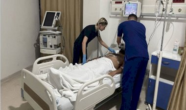 Antep'te hasta yakınlarınca darbedilen doktor yoğun bakıma alındı