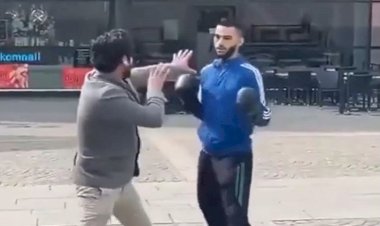 Kur'an-ı Kerim yakan Salwan Momika’ya sokak ortasında dayak