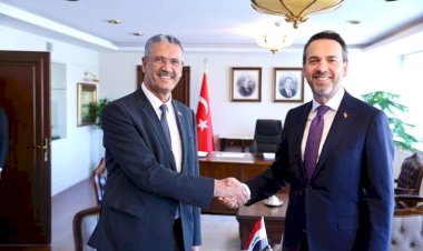 İki bakan Ankara'da Kürdistan petrolünü görüştü