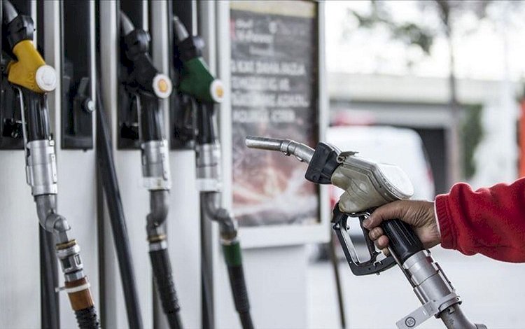 Benzine yeni zam: Litresi 40 liraya dayandı