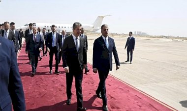 Başbakan Mesrur Barzani başkanlığındaki hükümet heyeti Bağdat’ta