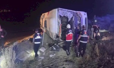 Van'da mültecileri taşıyan araçta kaza: 5 Ölü 26 Yaralı